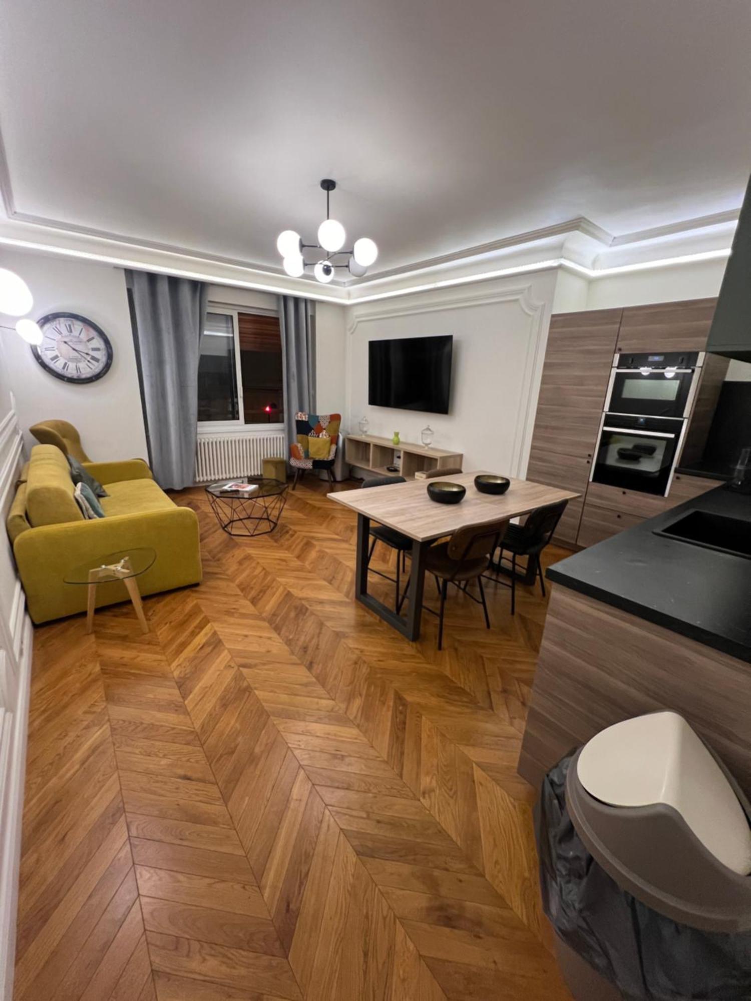 Private Apartments - Champs-Elysees パリ エクステリア 写真