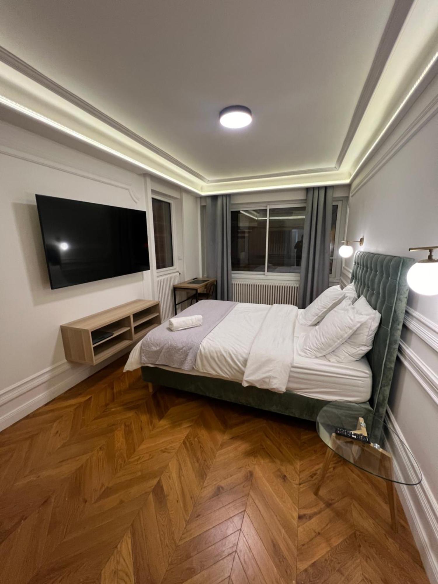 Private Apartments - Champs-Elysees パリ エクステリア 写真